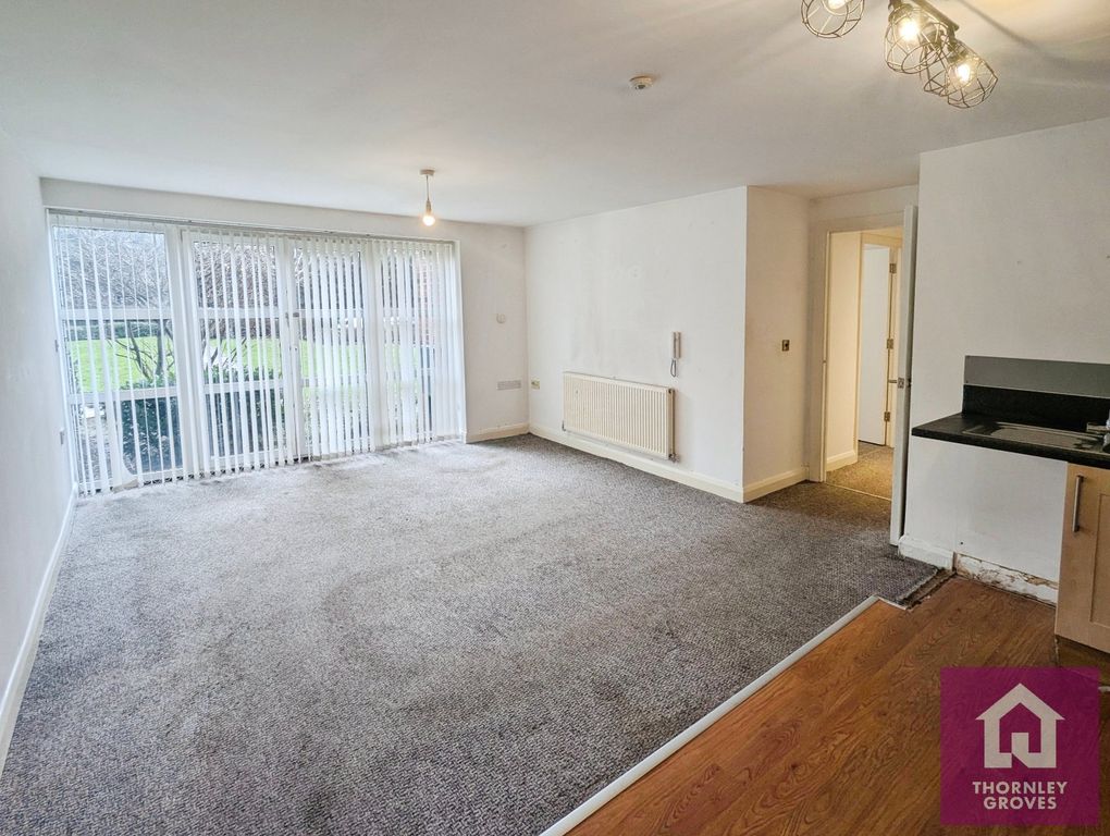 Property photo 2 of 9 Picture No. 29