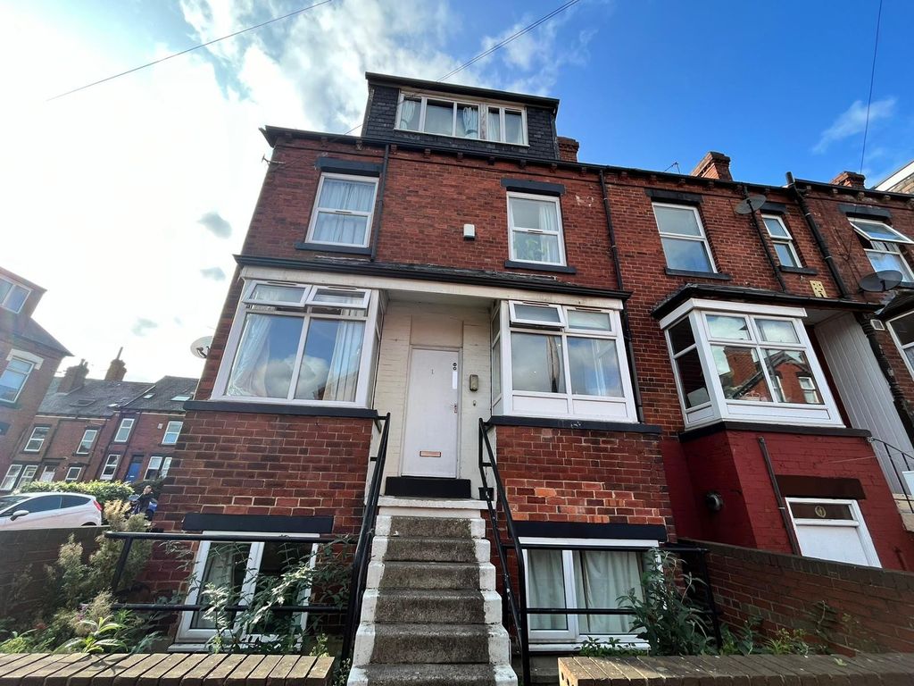 Property photo 1 of 15 Picture No. 02