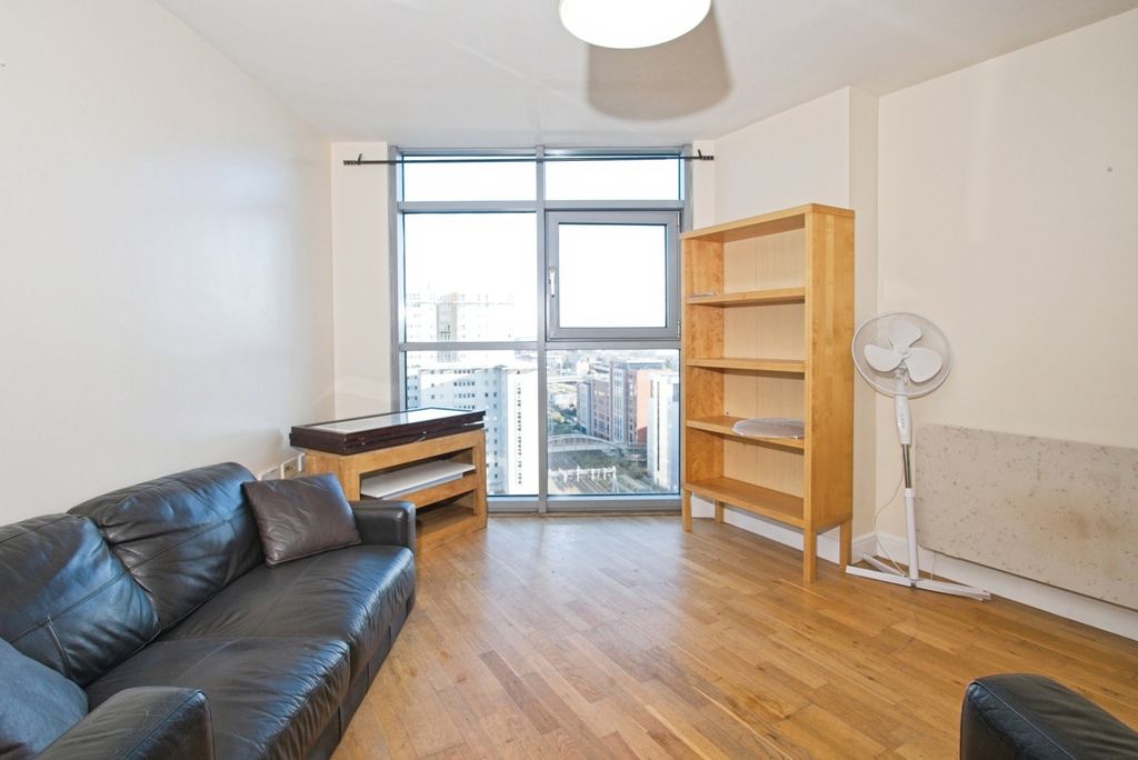 Property photo 3 of 14 Living Area