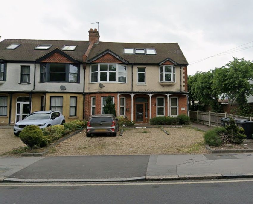 Property photo 1 of 10 Coombe