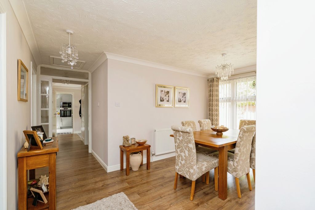 Property photo 3 of 17 Photography