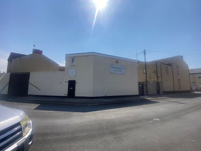 Property photo 2 of 17