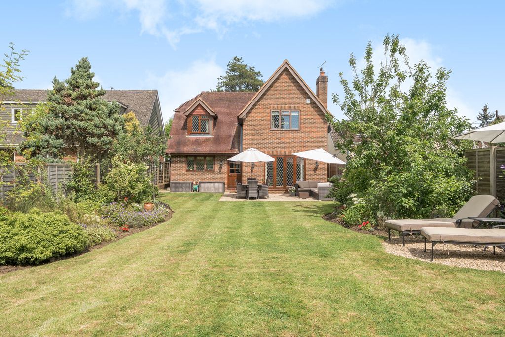 Property photo 1 of 19 1313877-15-686E9F...