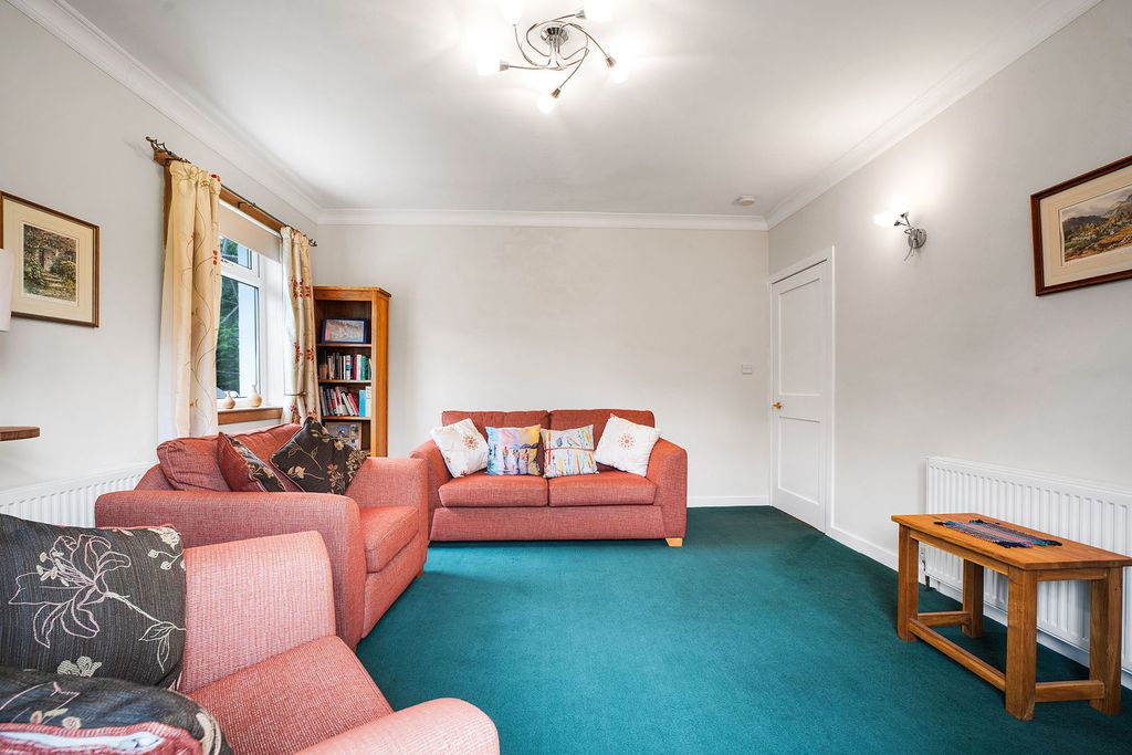 Property photo 3 of 21