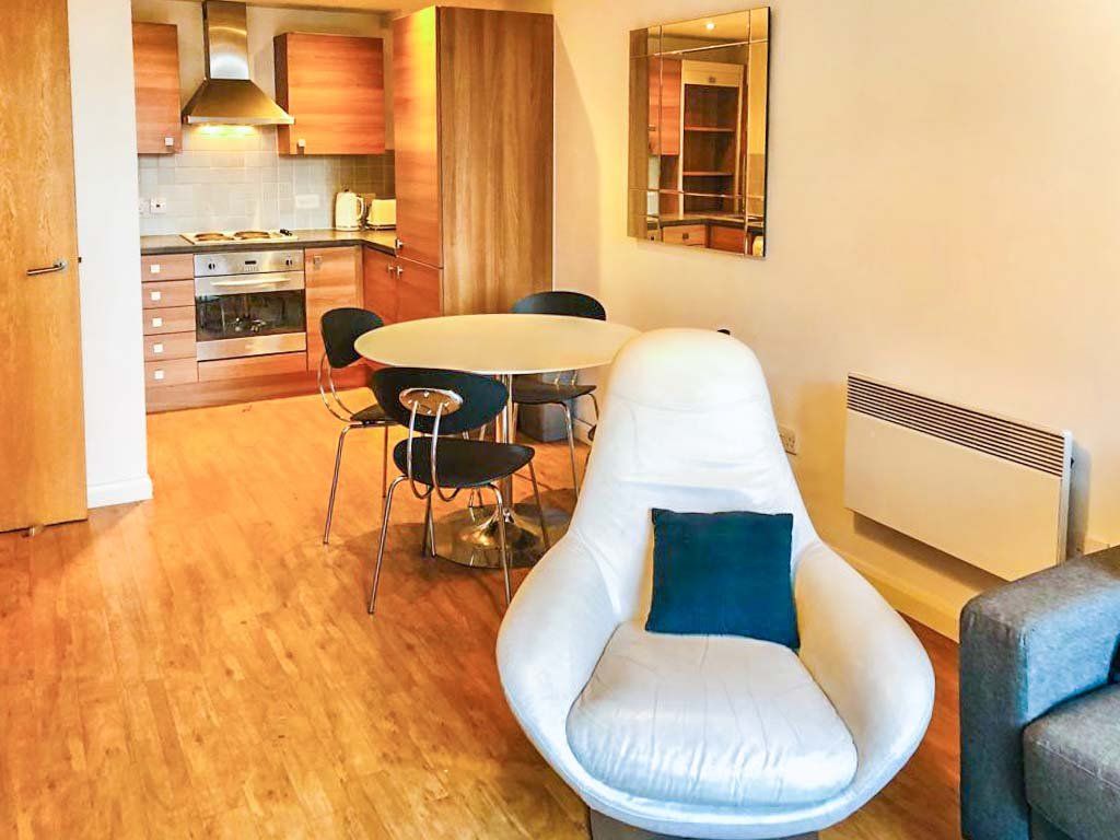 Property photo 2 of 12 Picture No. 27