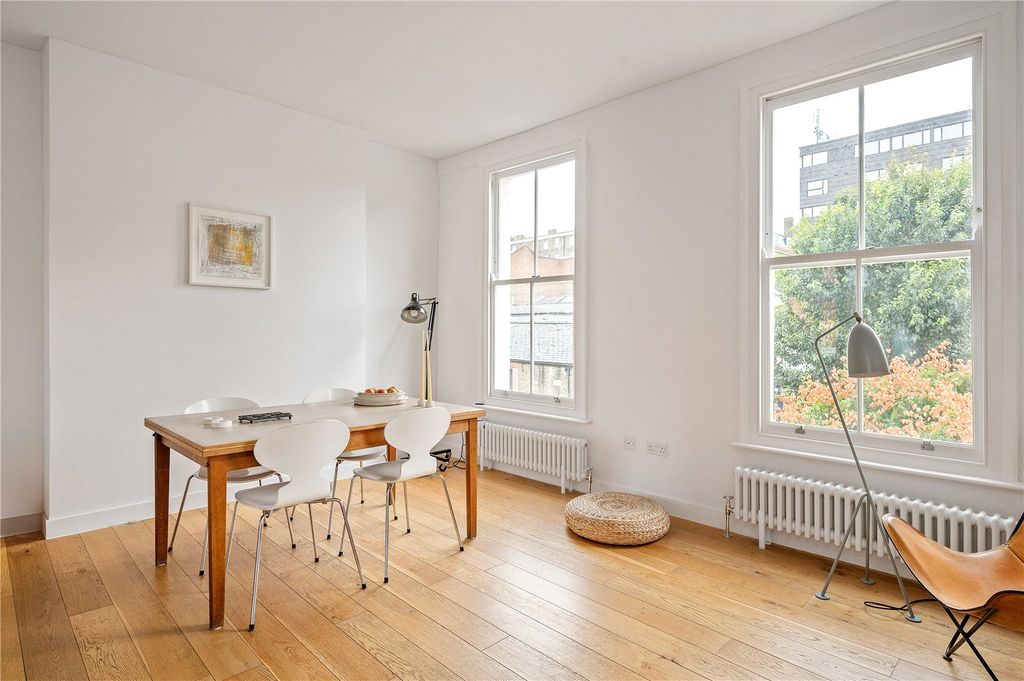 Property photo 2 of 17 Picture No. 09