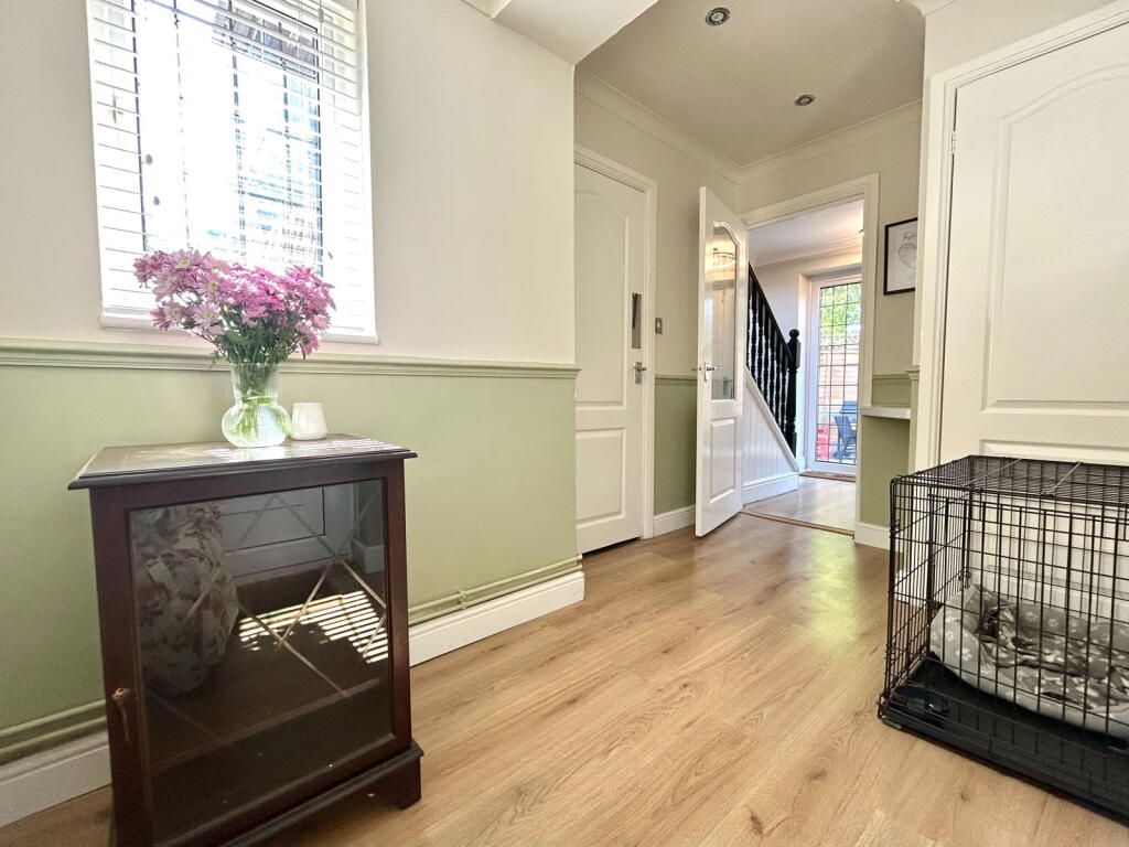 Property photo 3 of 25