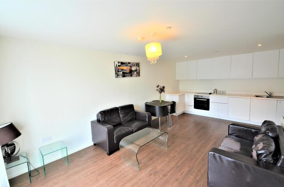 Property photo 2 of 11 Lounge