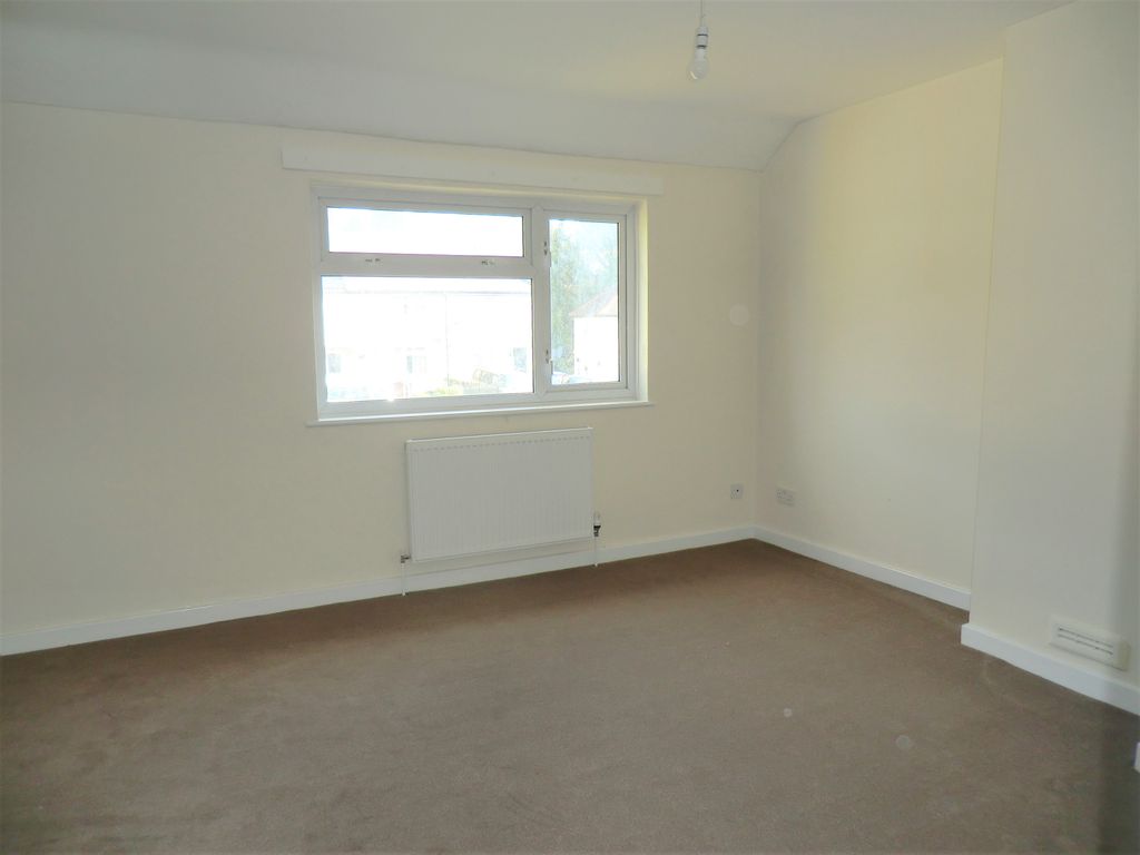 Property photo 3 of 9 Gallery