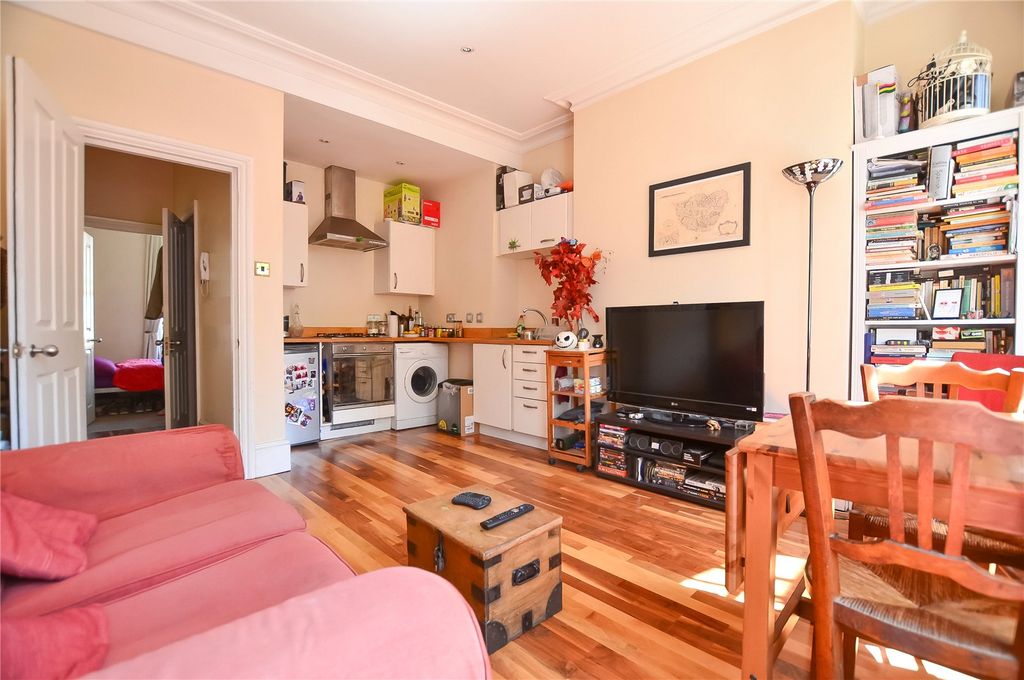 Property photo 2 of 5 Picture No. 01