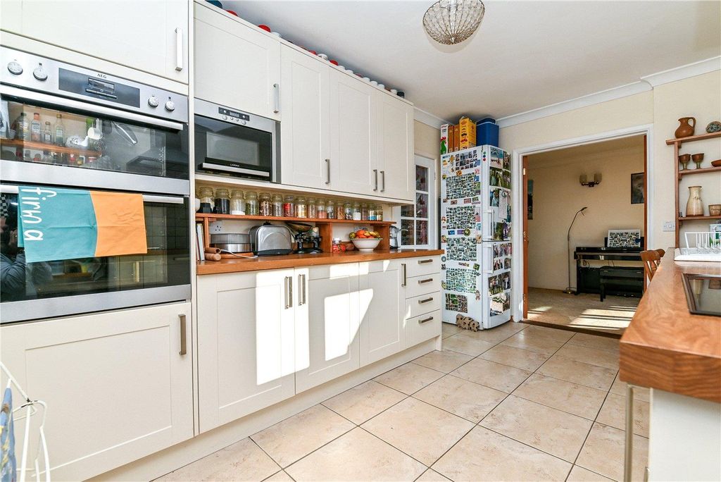 Property photo 3 of 17 Picture No. 04