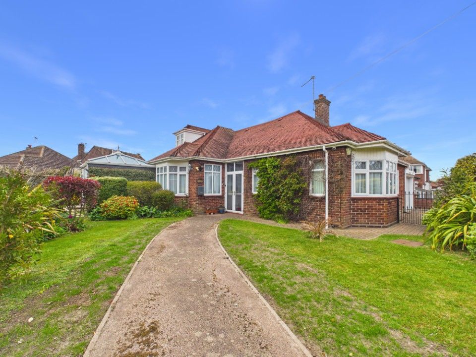 Property photo 1 of 28