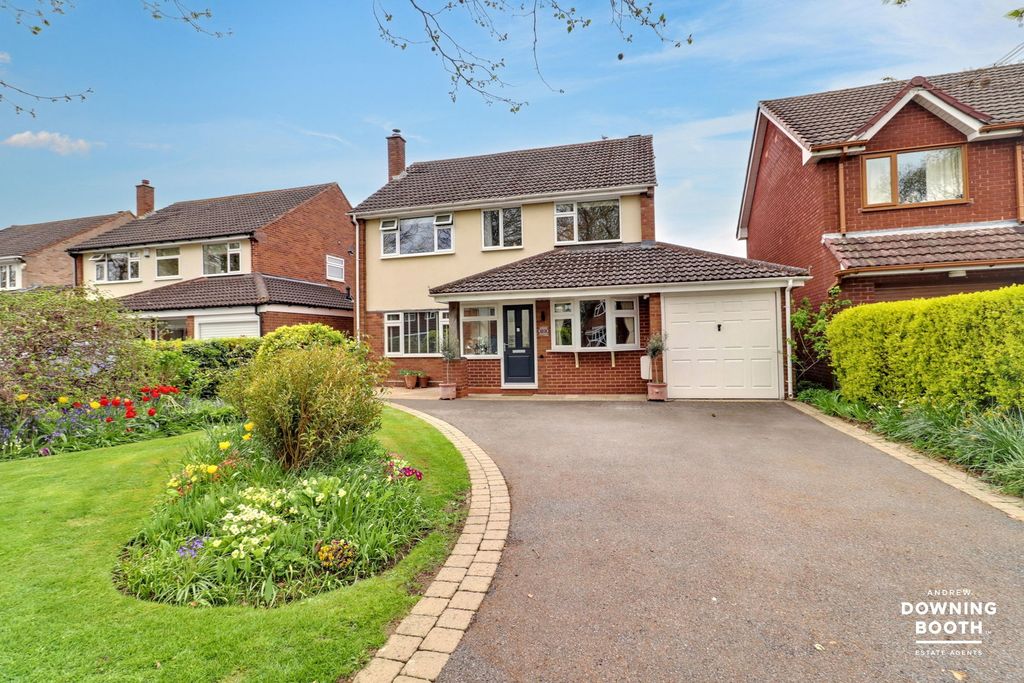 Property photo 1 of 36