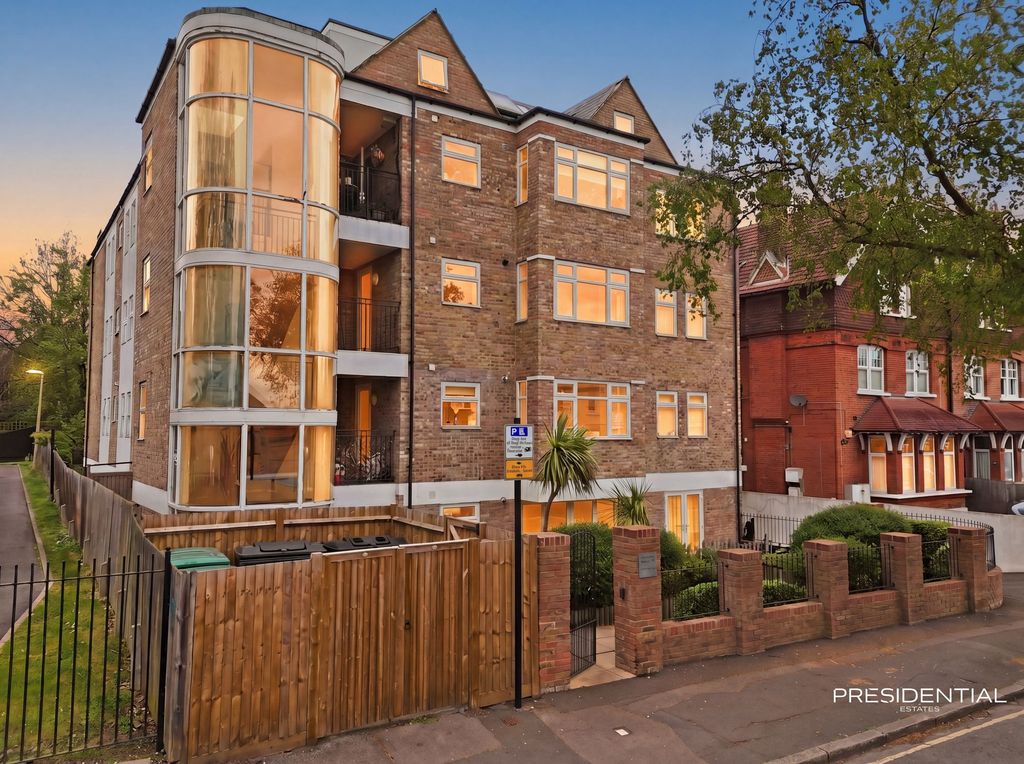 Property photo 1 of 20