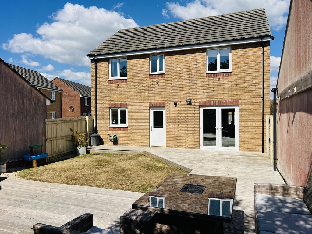 Property photo 2 of 27 Not Specified