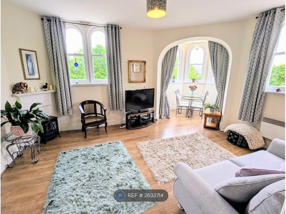 Property photo 3 of 14