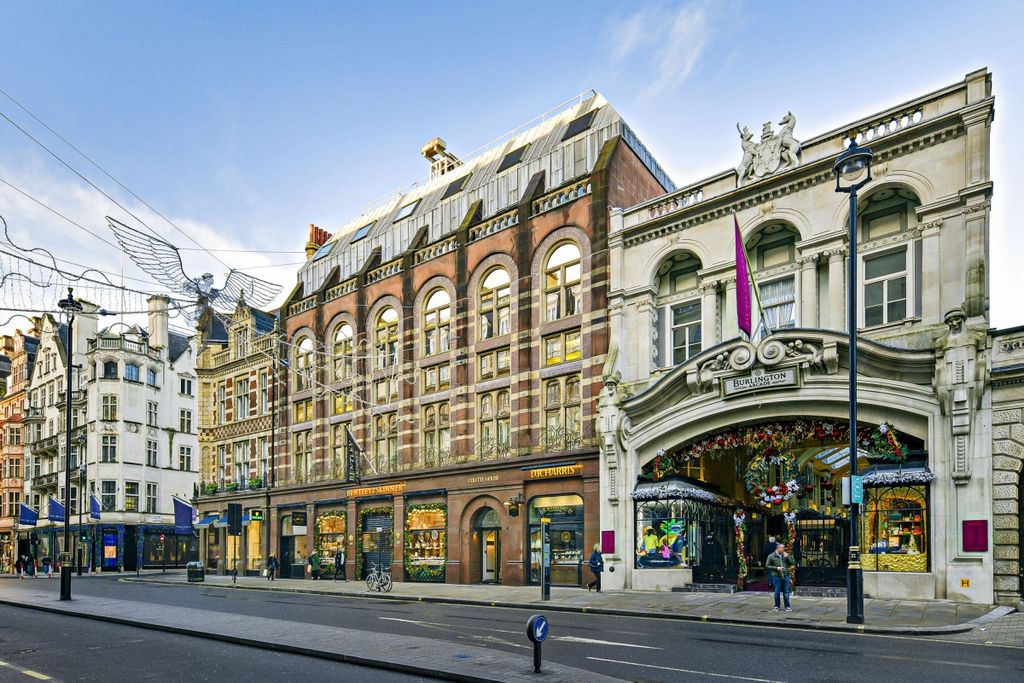 Property photo 3 of 15 Jll Mayfair L, 1 ...