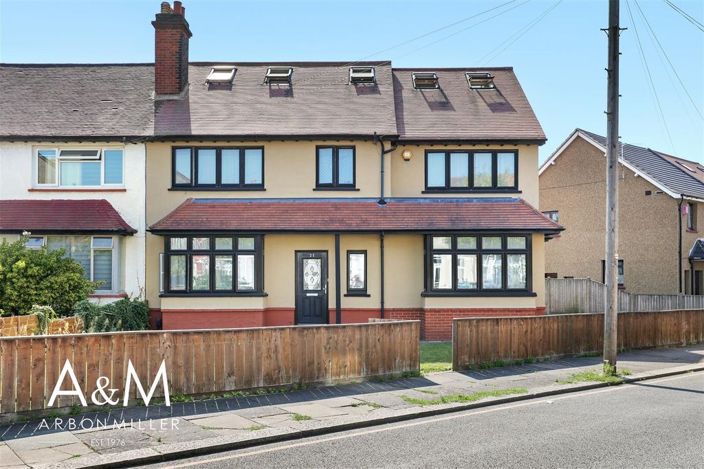 Property photo 1 of 37 4D4A1584.Jpg