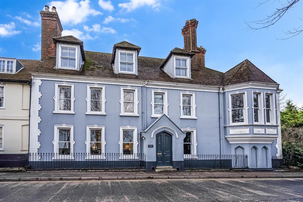 Property photo 3 of 29 Front