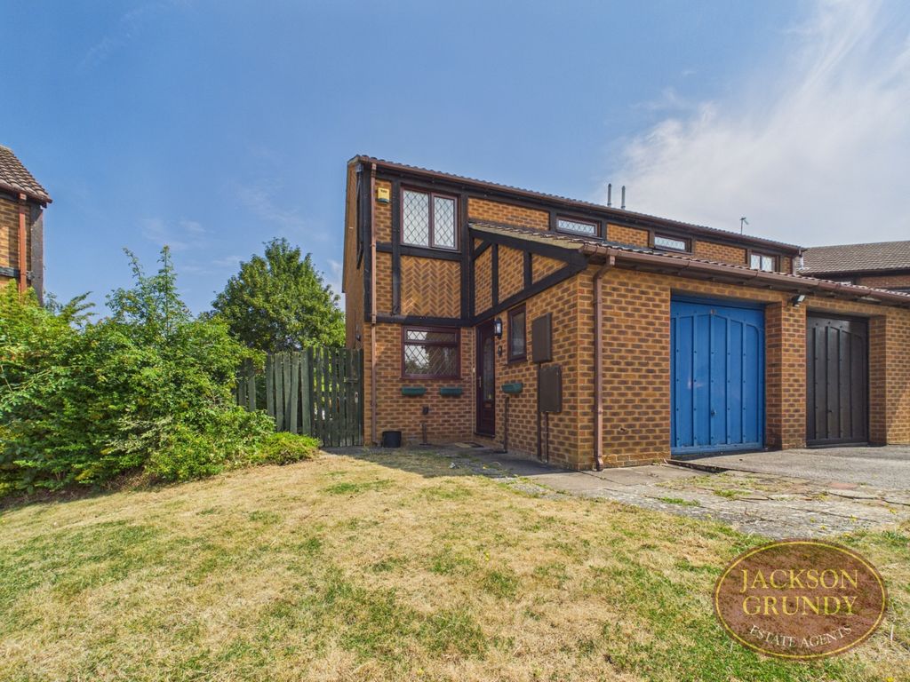 Property photo 1 of 15 Thames Road
