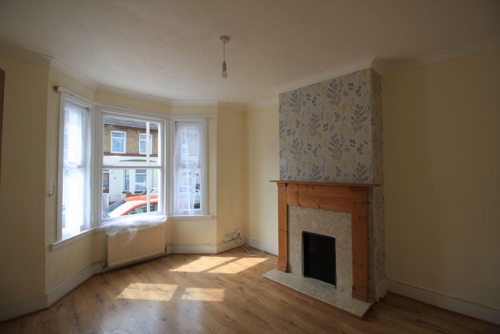 Property photo 2 of 18 Photo 2