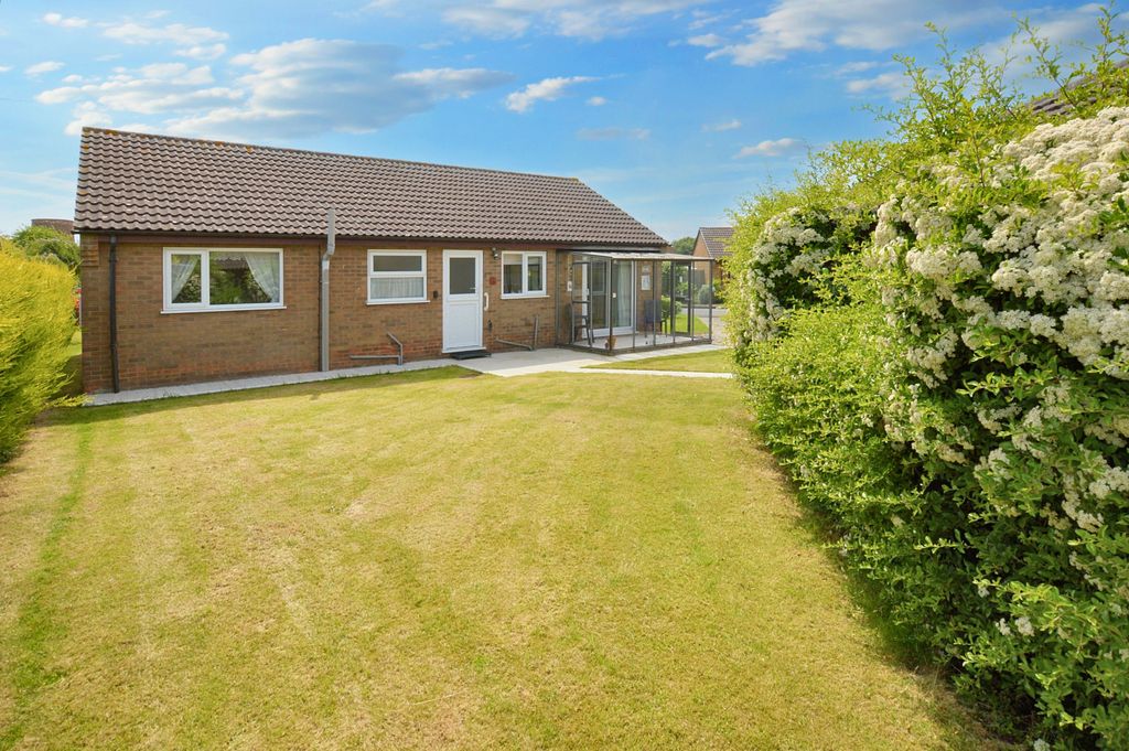 Property photo 3 of 23