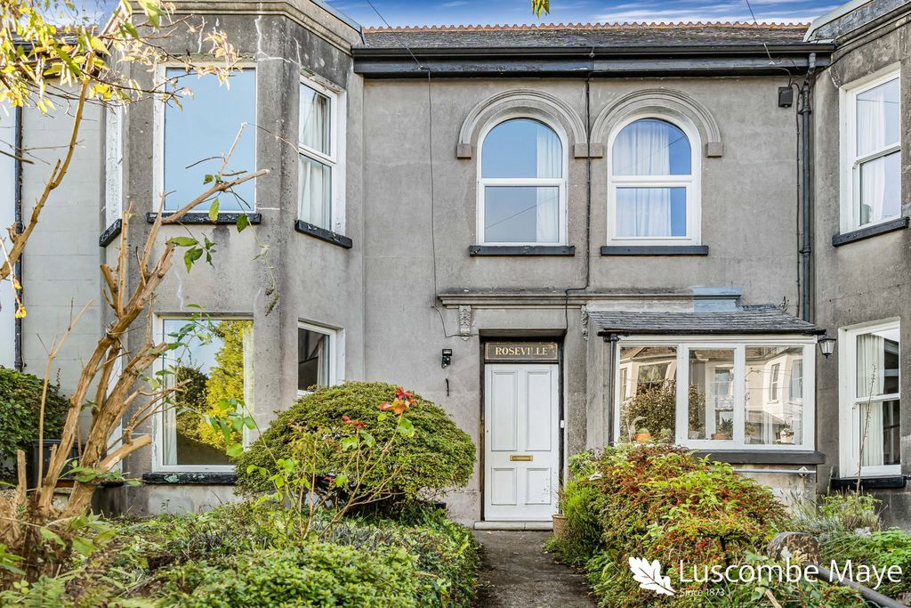 Property photo 1 of 30