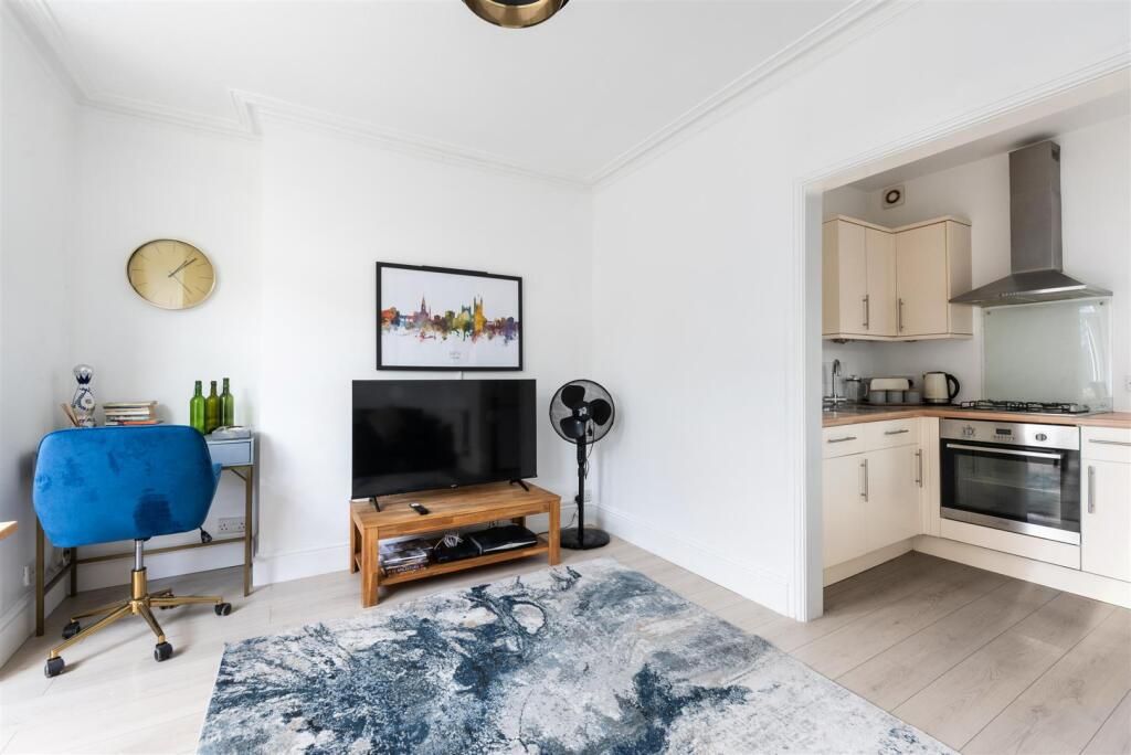 Property photo 1 of 5