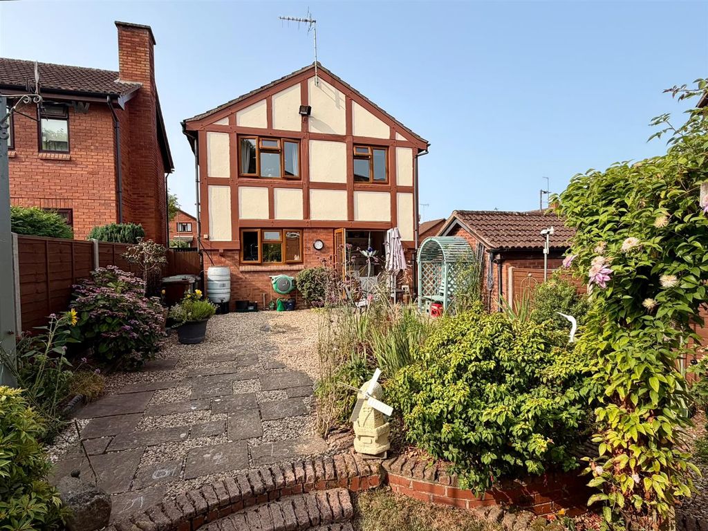 Property photo 1 of 22
