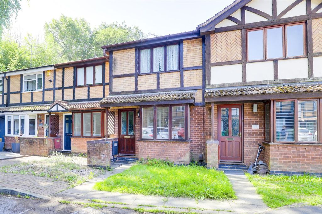 Property photo 1 of 11