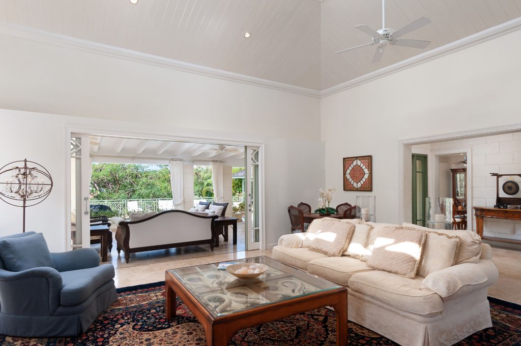 Property photo 2 of 30