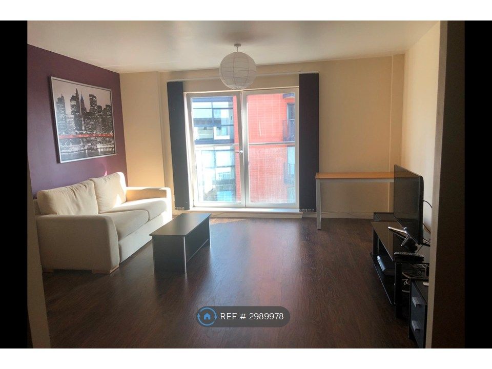 Property photo 2 of 31