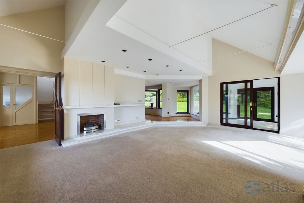 Property photo 2 of 39 Property Image