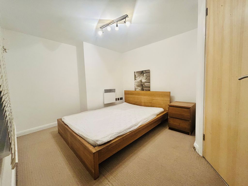 Property photo 2 of 5 Bedroom 1