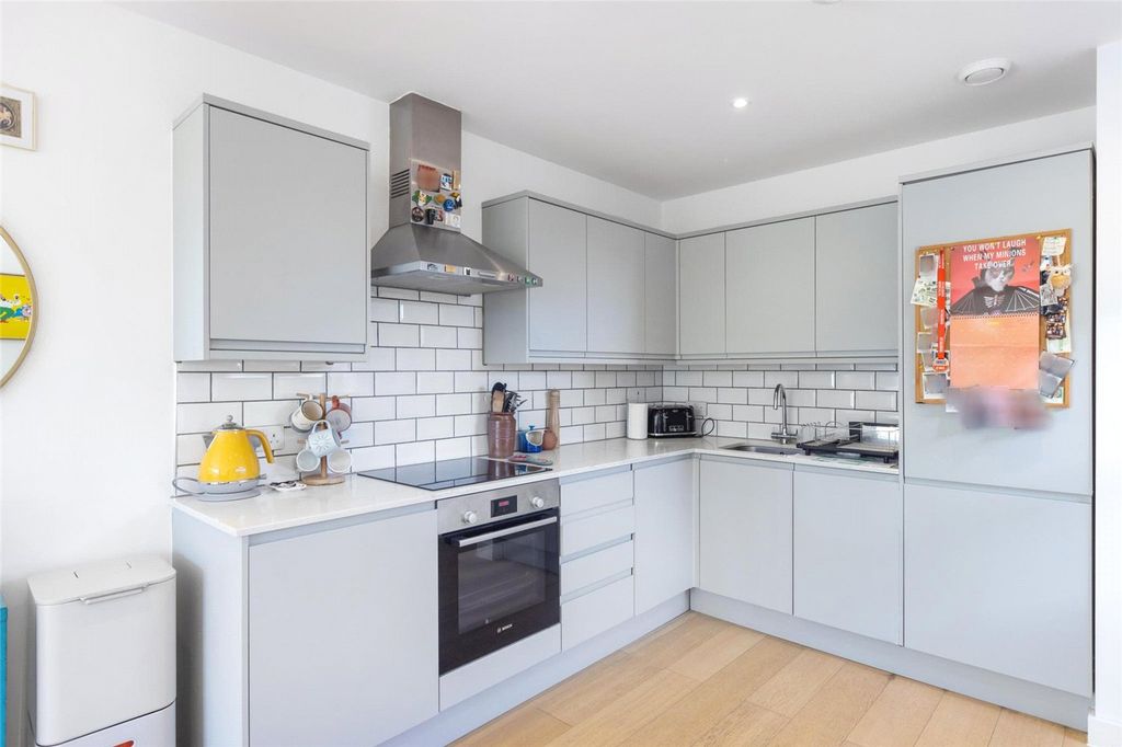 Property photo 3 of 15 Picture No. 08