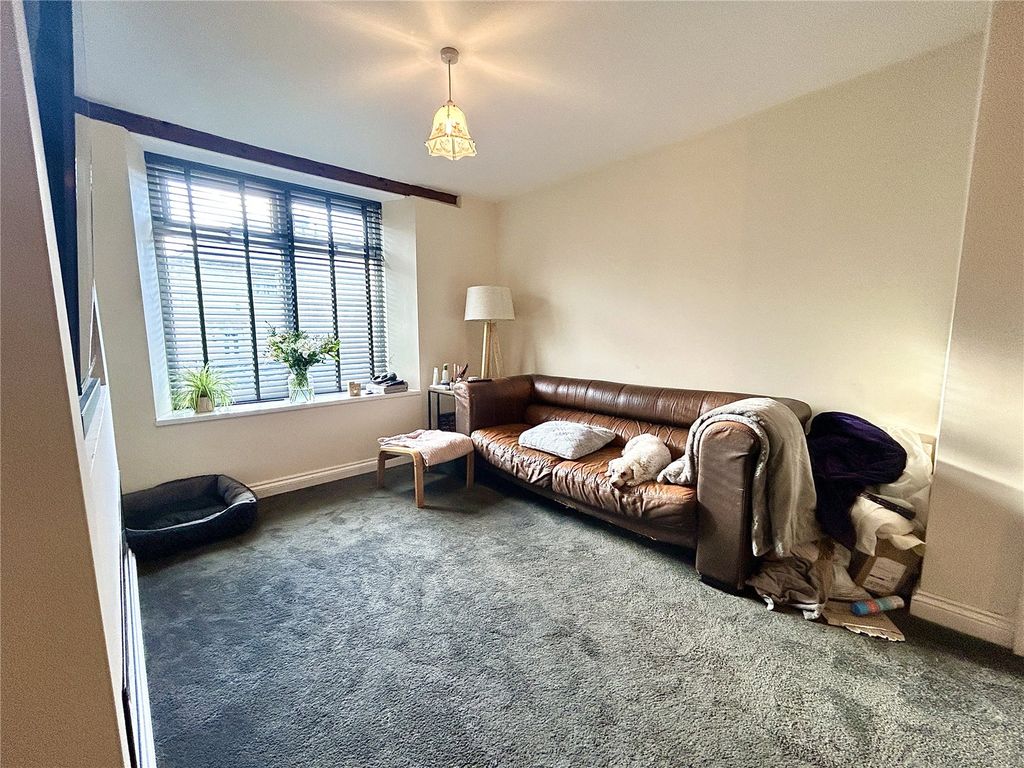 Property photo 3 of 15 Picture No. 11