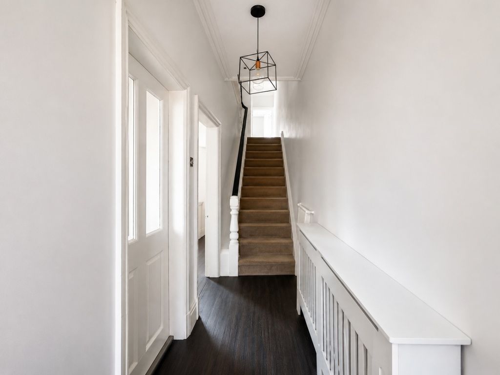 Property photo 3 of 21 5077685