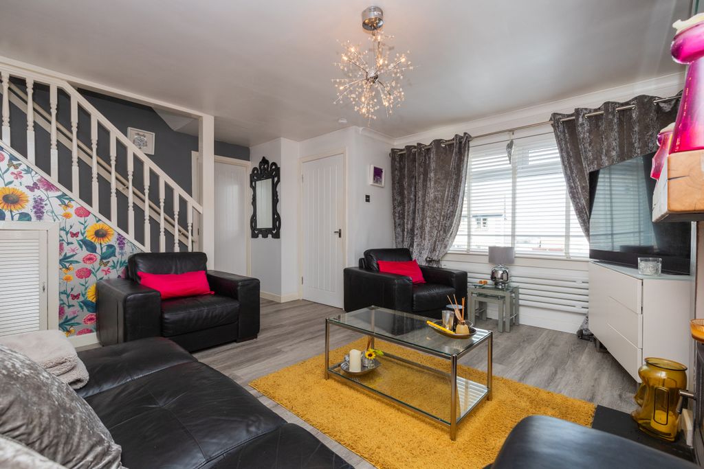 Property photo 3 of 36 50 Rosedale Avenue 4L-3