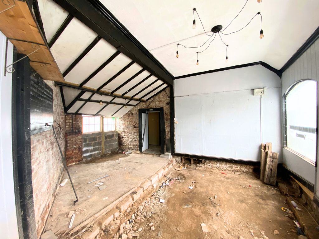 Property photo 2 of 3 Gallery