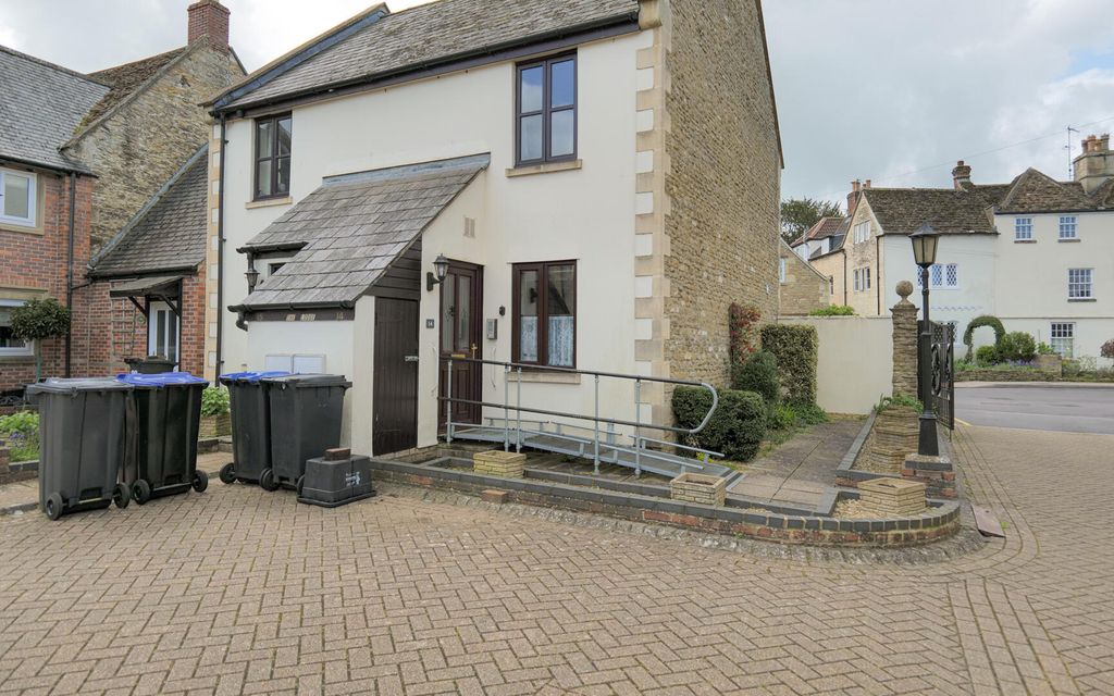 Additional image 9 of 2 bed flat for saleCanons Court, Melksham SN12