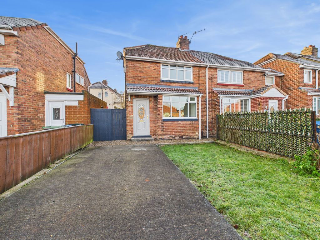 Property photo 1 of 9 External