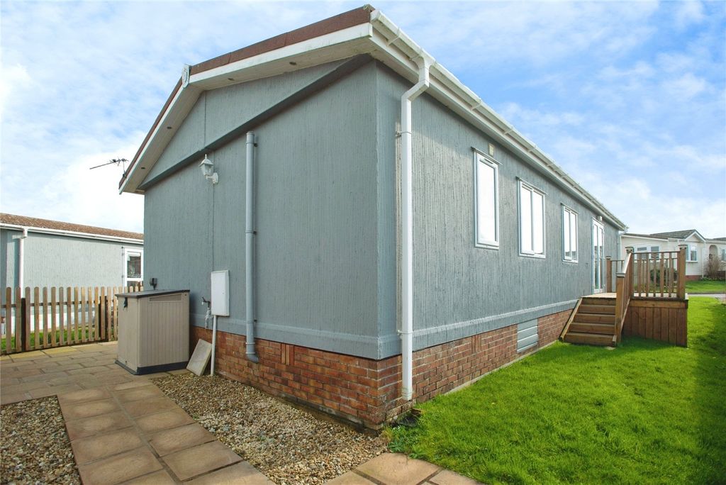 Property photo 2 of 18 Picture No. 45