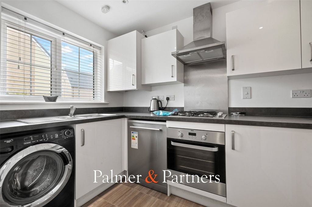 Property photo 2 of 14 Picture No. 08