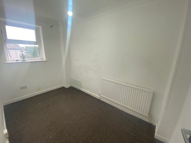 Property photo 3 of 6 Bedroom 2