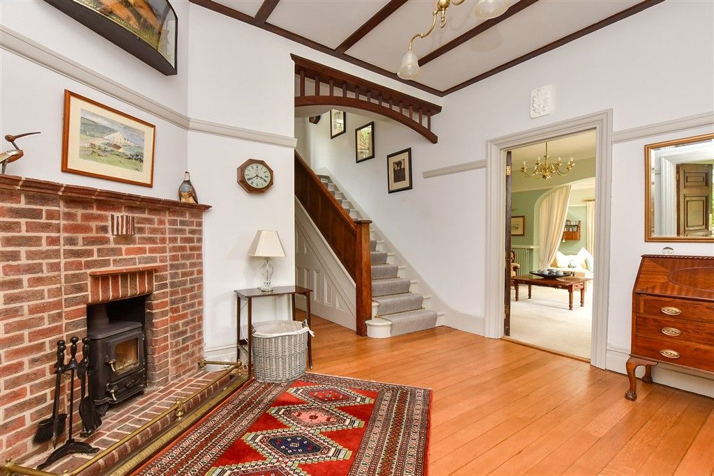 Property photo 2 of 28 Entrance Hall
