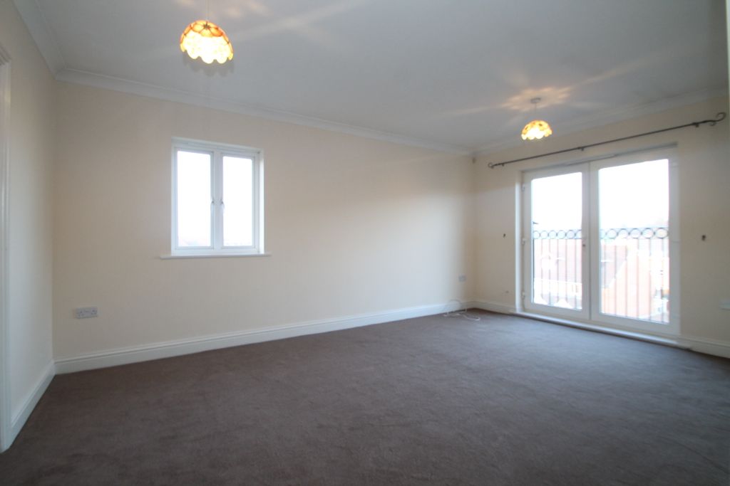 Property photo 2 of 10 Lounge
