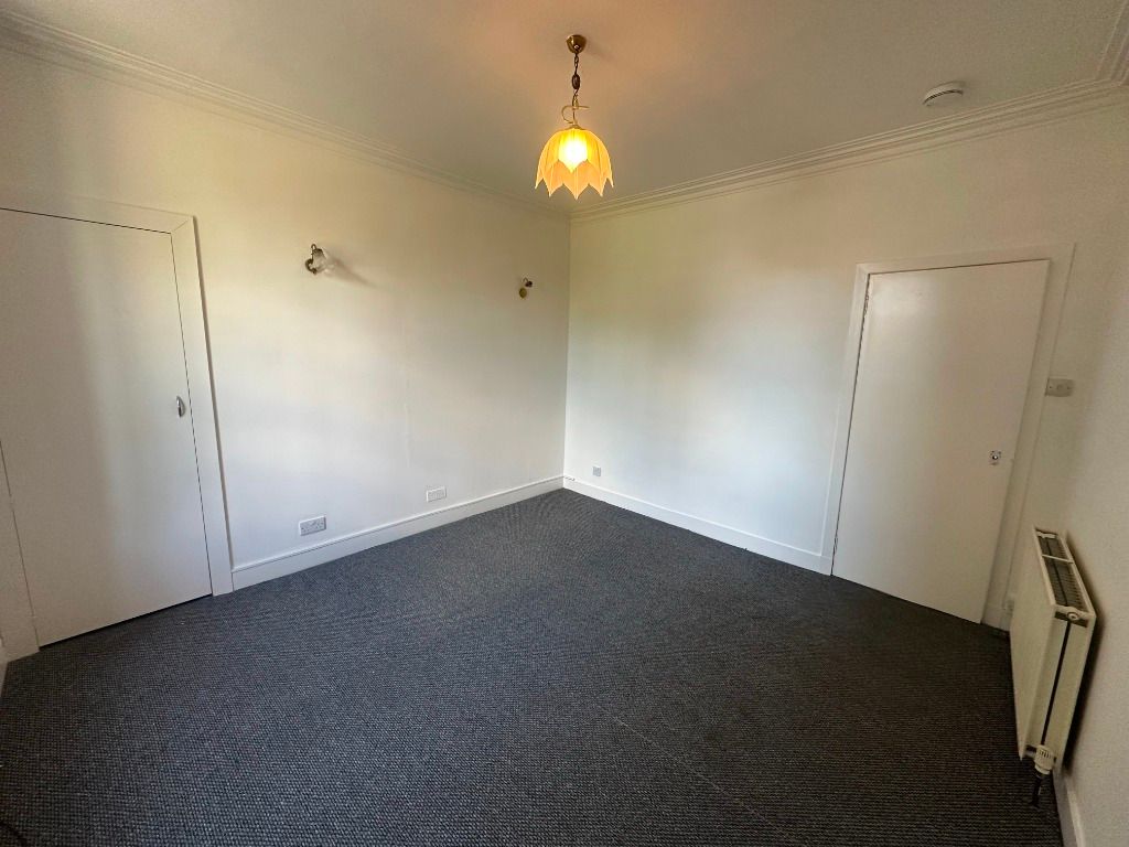 Property photo 3 of 12 Photo 3