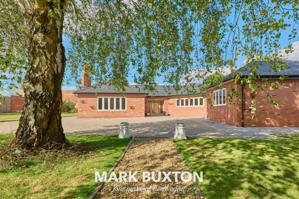 Property photo 2 of 55