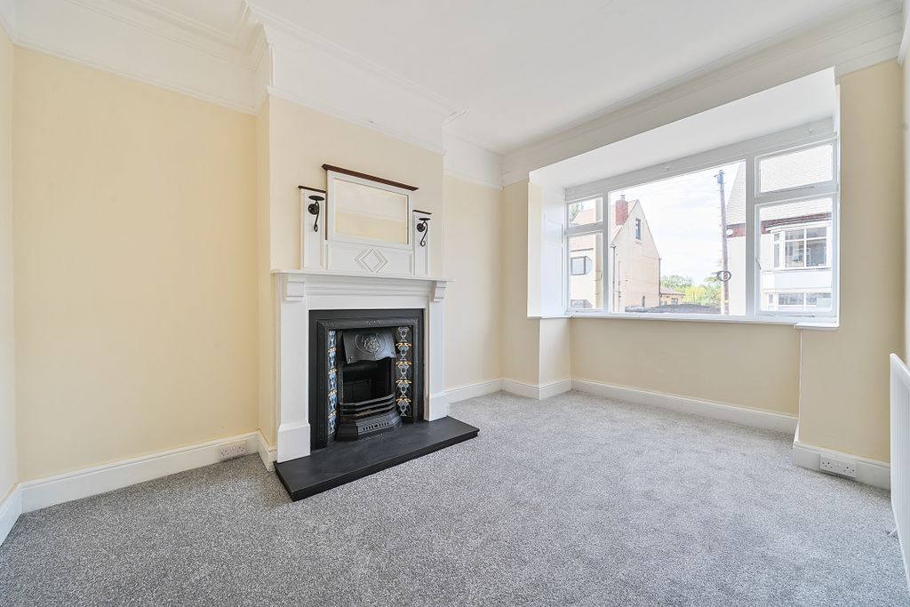 Property photo 2 of 15 1299200 (10)