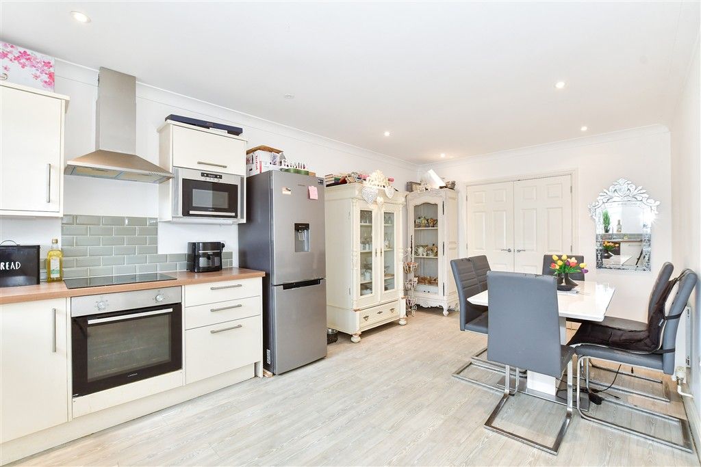 Property photo 3 of 13 Kitchen/Diner